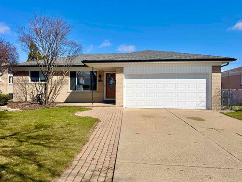 11223 Hemlock Dr, Sterling Heights, MI, 48312-3844 | Card Image