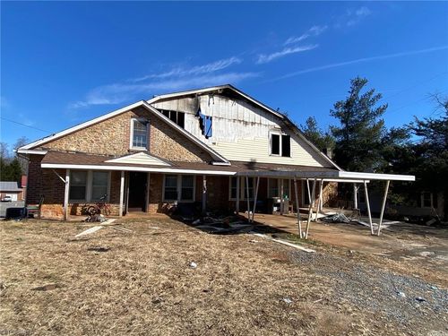 1020 Klondike Rd, State Road, NC, 28676-8861 | Card Image