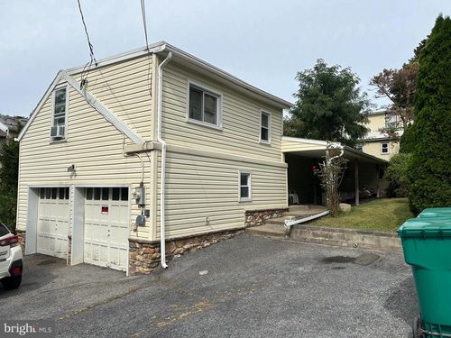 820 Walton St, BETHLEHEM, PA, 18018-5122 | Card Image