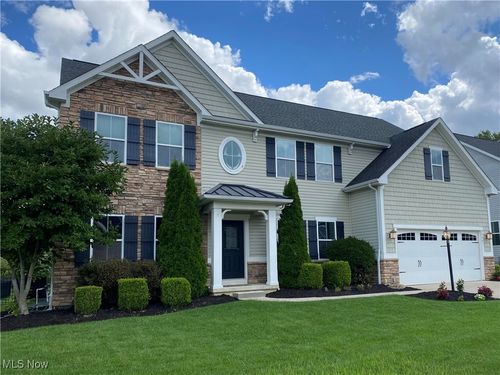 2557 Durham Ave, Avon, OH, 44011-5253 | Card Image