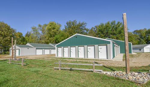 584 W Union City Rd, Union City, MI, 49094-8727 | Card Image