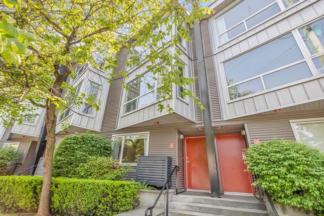 684 W 6 Th Avenue, Townhouse with 2 bedrooms, 2 bathrooms and 2 parking in Vancouver BC | Image 27