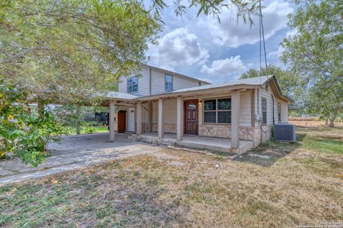 98 Guayacan Rd, Carrizo Springs, TX, 78834-2252 | Card Image