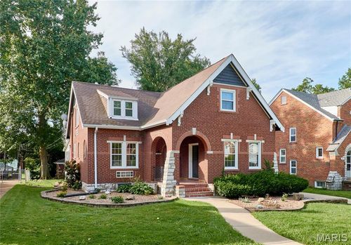 2900 Clearview Dr, Saint Louis, MO, 63121-4507 | Card Image