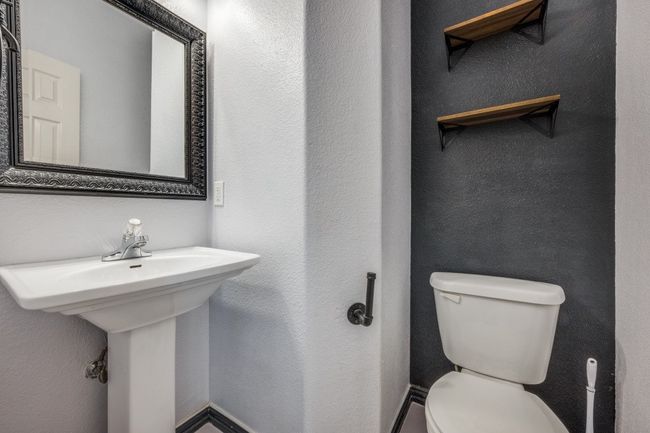 500 Mattie Ln, House other with 3 bedrooms, 3 bathrooms and null parking in Lake Dallas TX | Image 18