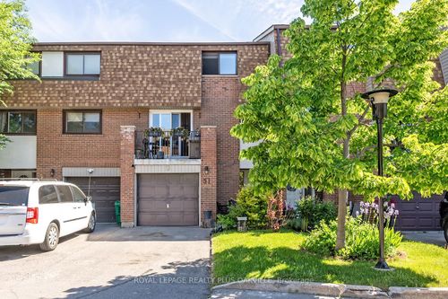 51-1051 Cedarglen Gt 51, Mississauga, ON, L5C3A7 | Card Image