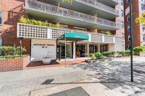11d-8915 Parsons Blvd, Jamaica, NY, 11432-6010 | Card Image