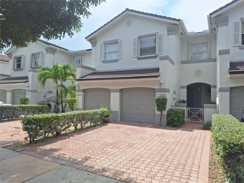 11256-11256 Nw 42nd Ter, Doral, FL, 33178-1806 | Card Image