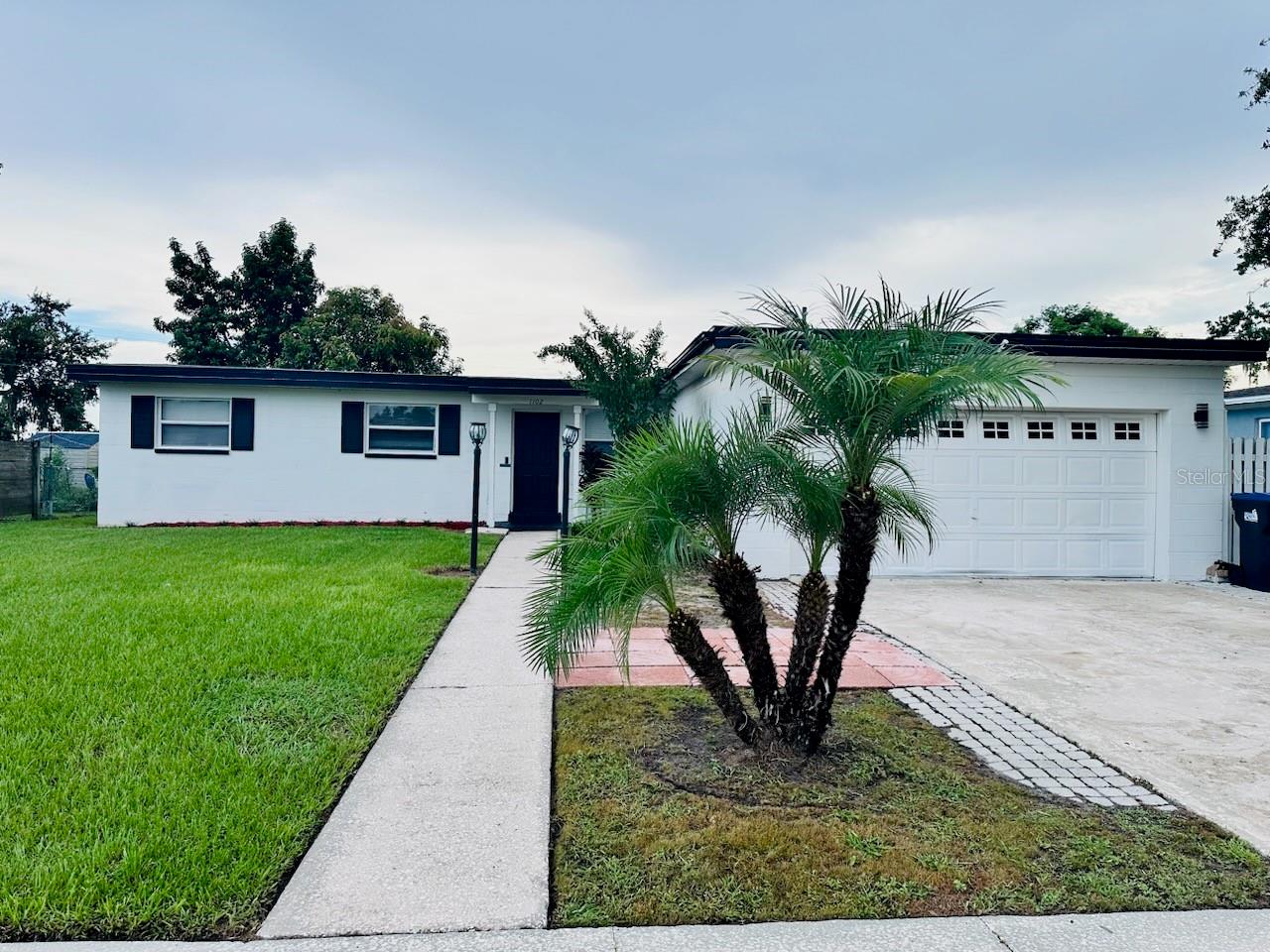 Egan Dr, Orlando, FL 32822