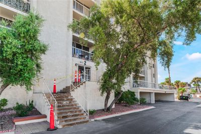 237 - 725 N Royal Crest Circle, Condo with 2 bedrooms, 1 bathrooms and null parking in Las Vegas NV | Image 2