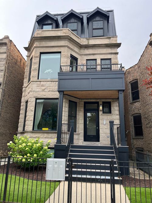3-1225 Addison St, Chicago, IL, 60613-3818 | Card Image