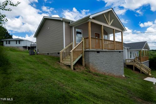 1724 Pendleton St, Kingsport, TN, 37660-1248 | Card Image