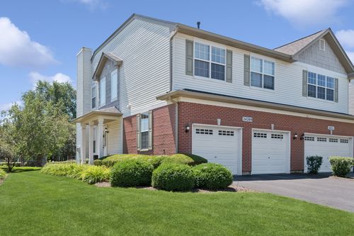 24209 W Walnut Cir, Plainfield, IL, 60585-2475 | Card Image