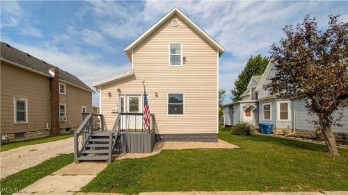 816 Stilwell Ave, Fremont, OH, 43420-2021 | Card Image