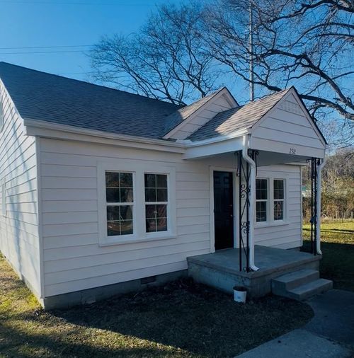 232 S Grimes St, DALTON, GA, 30721-3967 | Card Image