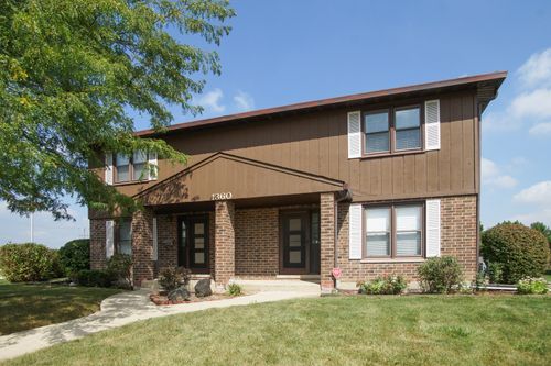 d-1360 W Byron Ave, Addison, IL, 60101-2093 | Card Image
