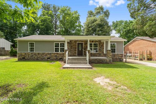 1019 River St, Jacksonville, NC, 28540-5702 | Card Image