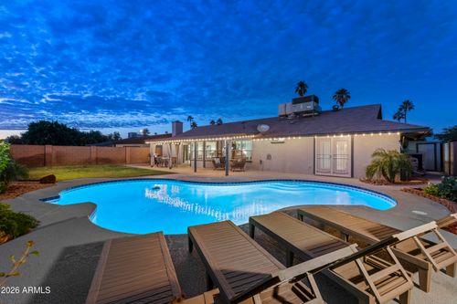 4145 W Meadow Dr, Glendale, AZ, 85308-4014 | Card Image