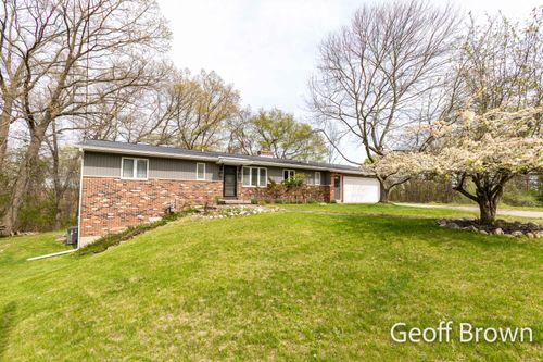 4145 11 Mile Rd, Rockford, MI, 49341-8066 | Card Image