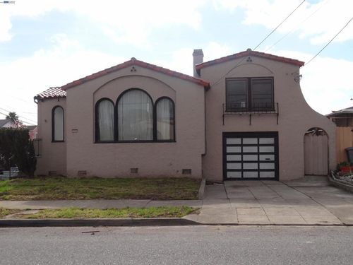 596 Walnut St, San Bruno, CA, 94066-3242 | Card Image
