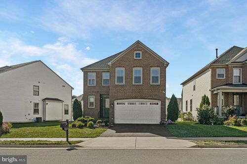 42417 Leeds Field Dr, CHANTILLY, VA, 20152-5967 | Card Image