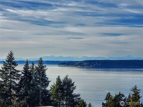 5737 Overlook Avenue Ne, Tacoma, WA, 98422 | Card Image