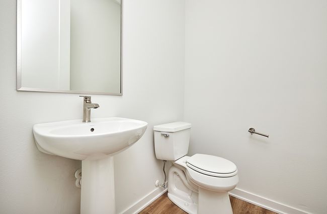 812 E 2 Nd St, Condo with 3 bedrooms, 3 bathrooms and null parking in Des Moines IA | Image 14