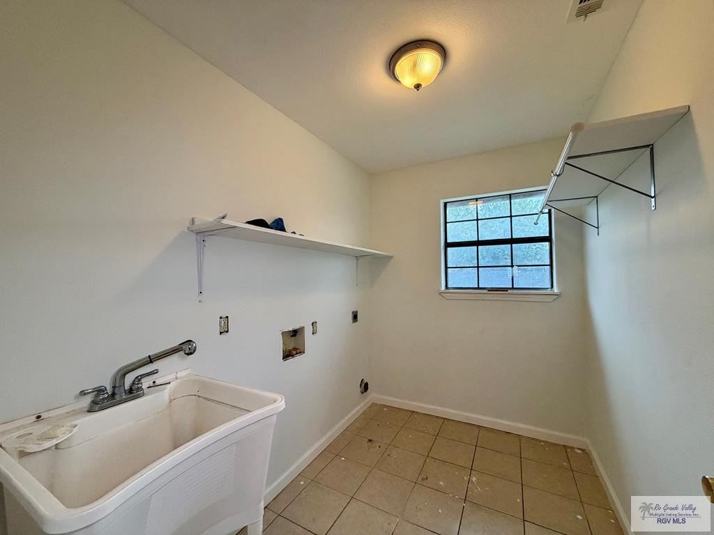 Residential in Brownsville 3
