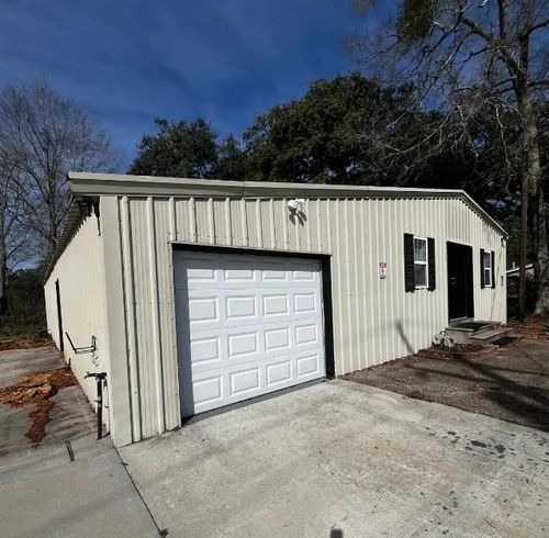 58049 East St, Slidell, LA, 70460-5913 | Card Image