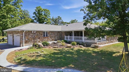 250 Forest Dr, Ridgeley, WV, 26753-7450 | Card Image