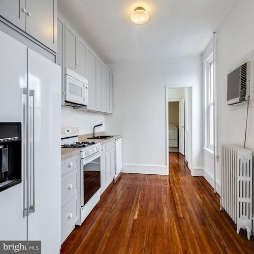 243 Krams Ave, PHILADELPHIA, PA, 19128-4729 | Card Image