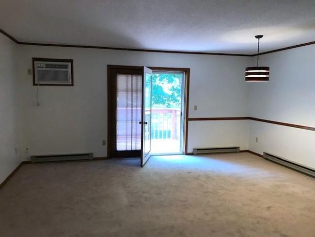 Living Room | Image 5