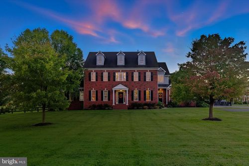 38549 Titnore Ct, HAMILTON, VA, 20158-9487 | Card Image