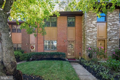 11307 Headlands Ct, RESTON, VA, 20191-3633 | Card Image