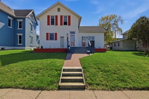 224 2nd St E, Wabasha, MN, 55981-1442 | Card Image