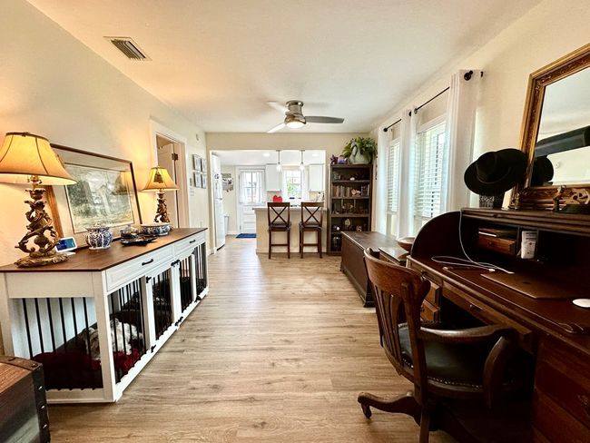 12409 Live Oak St, House other with 2 bedrooms, 1 bathrooms and 1 parking in CEDAR KEY FL | Image 12