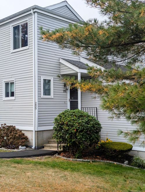 255-255 Blueberry Lane, Branford, CT, 06405 | Card Image