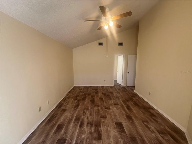Master Bedroom | Image 17