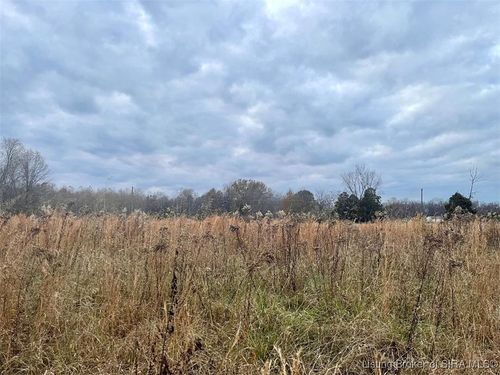 4198 S Us Highway 31, Scottsburg, IN, 47170-6416 | Card Image