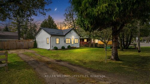 7551 Riverside Drive, Lambton Shores, ON, N0M2L0 | Card Image