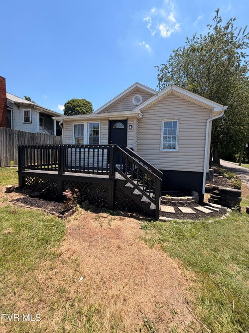 132 Gravely Rd, Kingsport, TN, 37665-1908 | Card Image