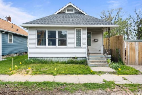 1419 Van Buren St, South Bend, IN, 46628-2733 | Card Image