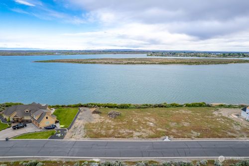 7167 Se Dune Lake Road, Moses Lake, WA, 98837 | Card Image