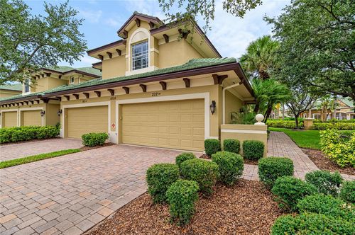 202-6556 Moorings Point Cir, LAKEWOOD RANCH, FL, 34202-1227 | Card Image