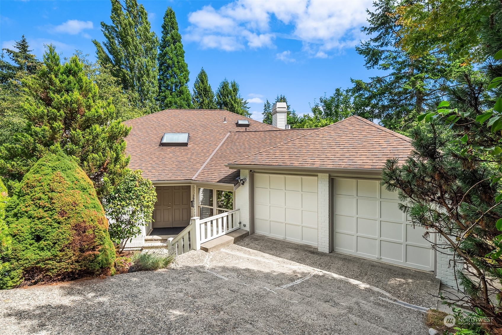 36th Ave, Lake Forest Park, WA 98155