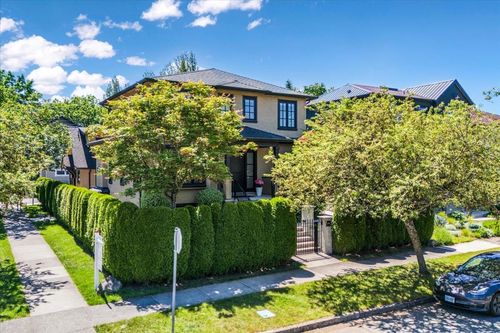 396 E 35th Ave, Vancouver, BC, V5W1A8 | Card Image