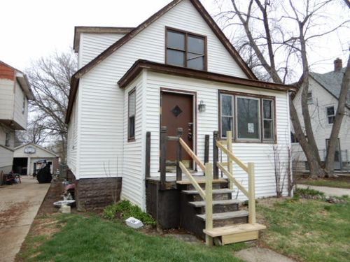 195 W 15th St, Chicago Heights, IL, 60411-3338 | Card Image
