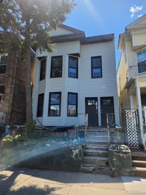2-746 E 217th Street, New York, NY, 10467 | Card Image