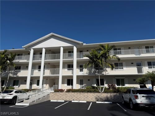 apt-g205-3032 Sandpiper Bay Cir, NAPLES, FL, 34112-5690 | Card Image