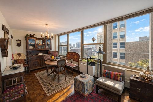 apt-5e-360 W Wellington Ave, Chicago, IL, 60657-5631 | Card Image